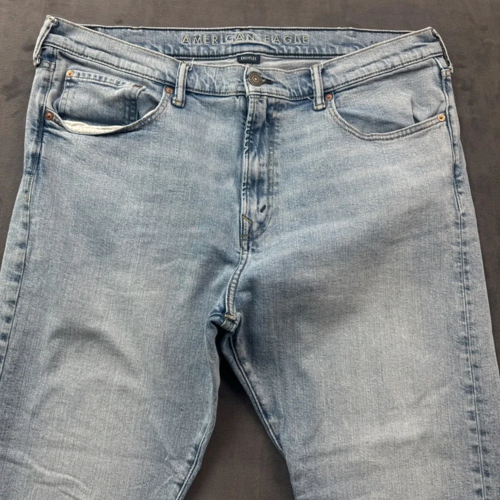 American Eagle Mens Easy Flex Straight Jeans Light Wash Blue 38x30 Denim Pants